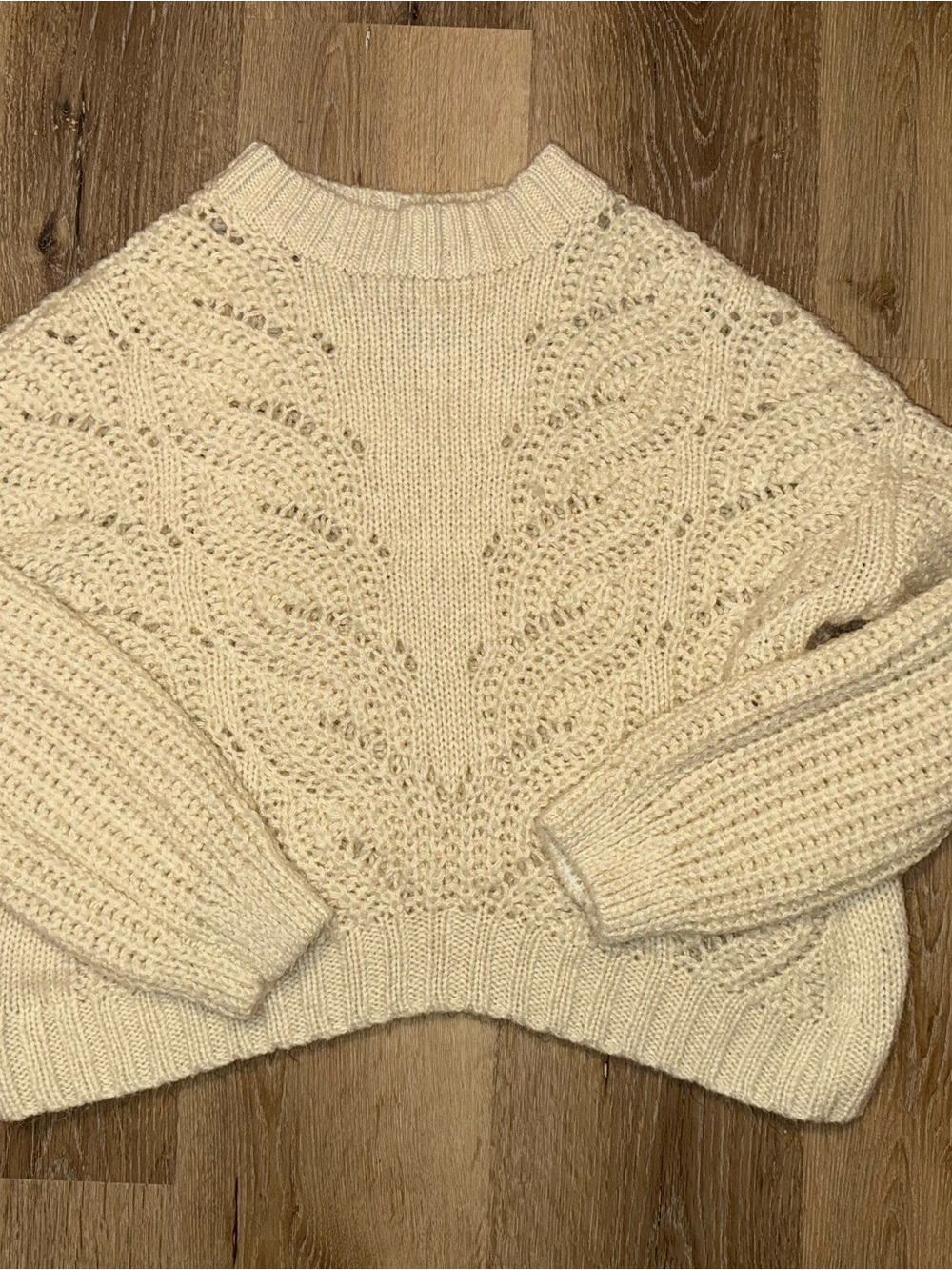 Heartloom Ivory V-Neck Textured Knit Sweater